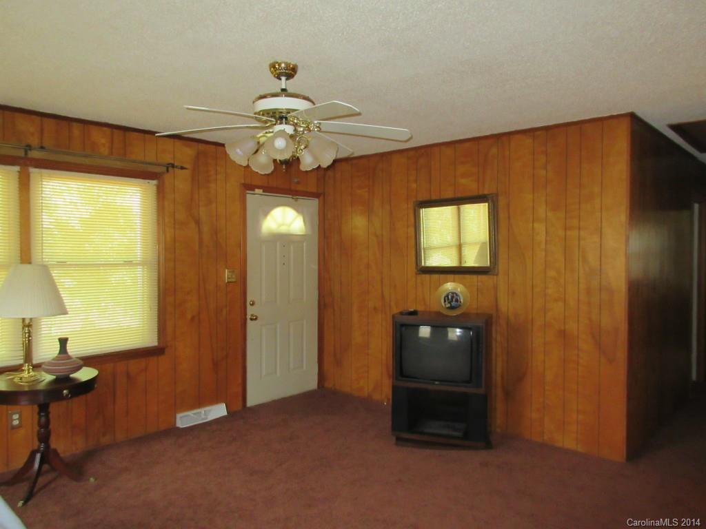 521 Mariposa Road Stanley, NC 28164 - Photo 9 of 15