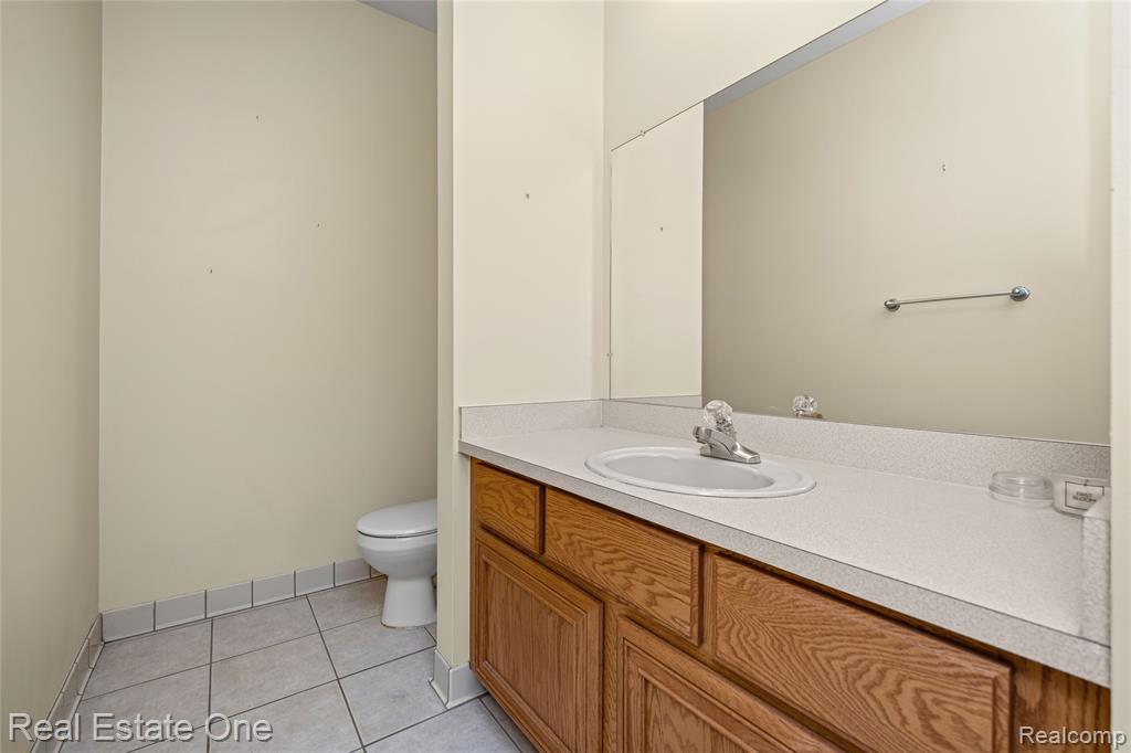 2025 Somerville Road Rochester Hills, MI 48307 - Photo 13 of 51