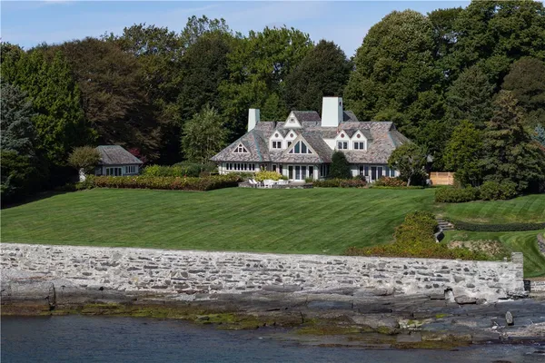 $8,475,000 | 515 Indian Avenue, Middletown, RI 02842