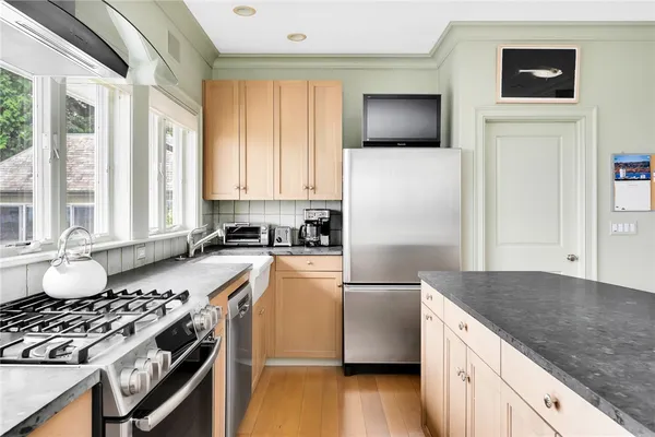 $8,475,000 | 515 Indian Avenue, Middletown, RI 02842