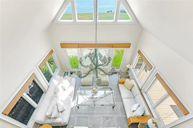 $8,475,000 | 515 Indian Avenue, Middletown, RI 02842