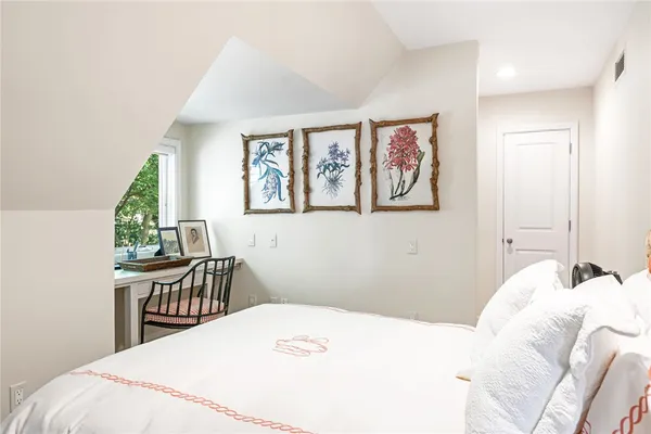 $8,475,000 | 515 Indian Avenue, Middletown, RI 02842