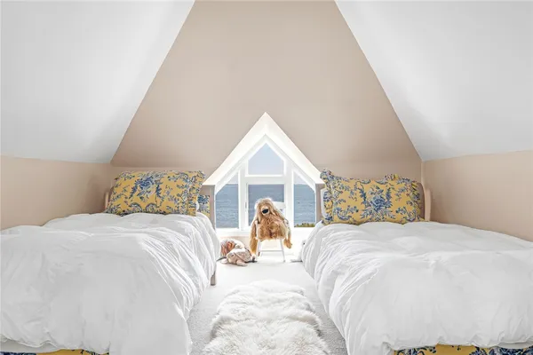 $8,475,000 | 515 Indian Avenue, Middletown, RI 02842