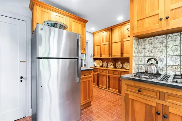 $8,475,000 | 515 Indian Avenue, Middletown, RI 02842