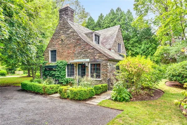 $8,475,000 | 515 Indian Avenue, Middletown, RI 02842