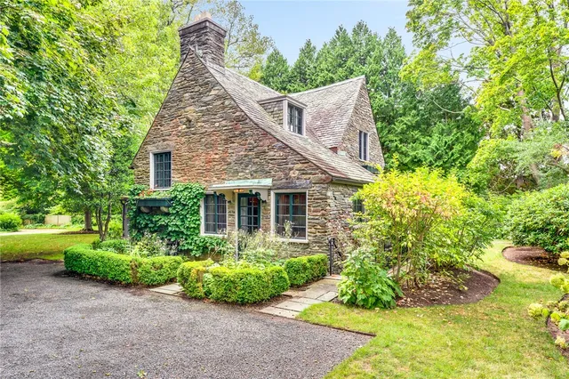 $8,475,000 | 515 Indian Avenue, Middletown, RI 02842