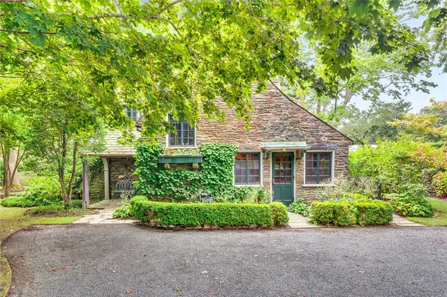 $8,475,000 | 515 Indian Avenue, Middletown, RI 02842