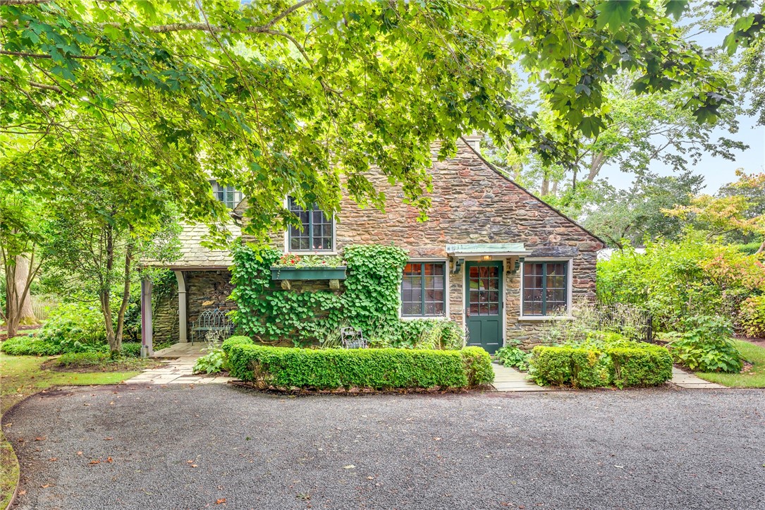 515 Indian Avenue Middletown, RI 02842 - Photo 47 of 49