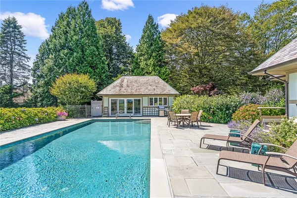 $8,475,000 | 515 Indian Avenue, Middletown, RI 02842