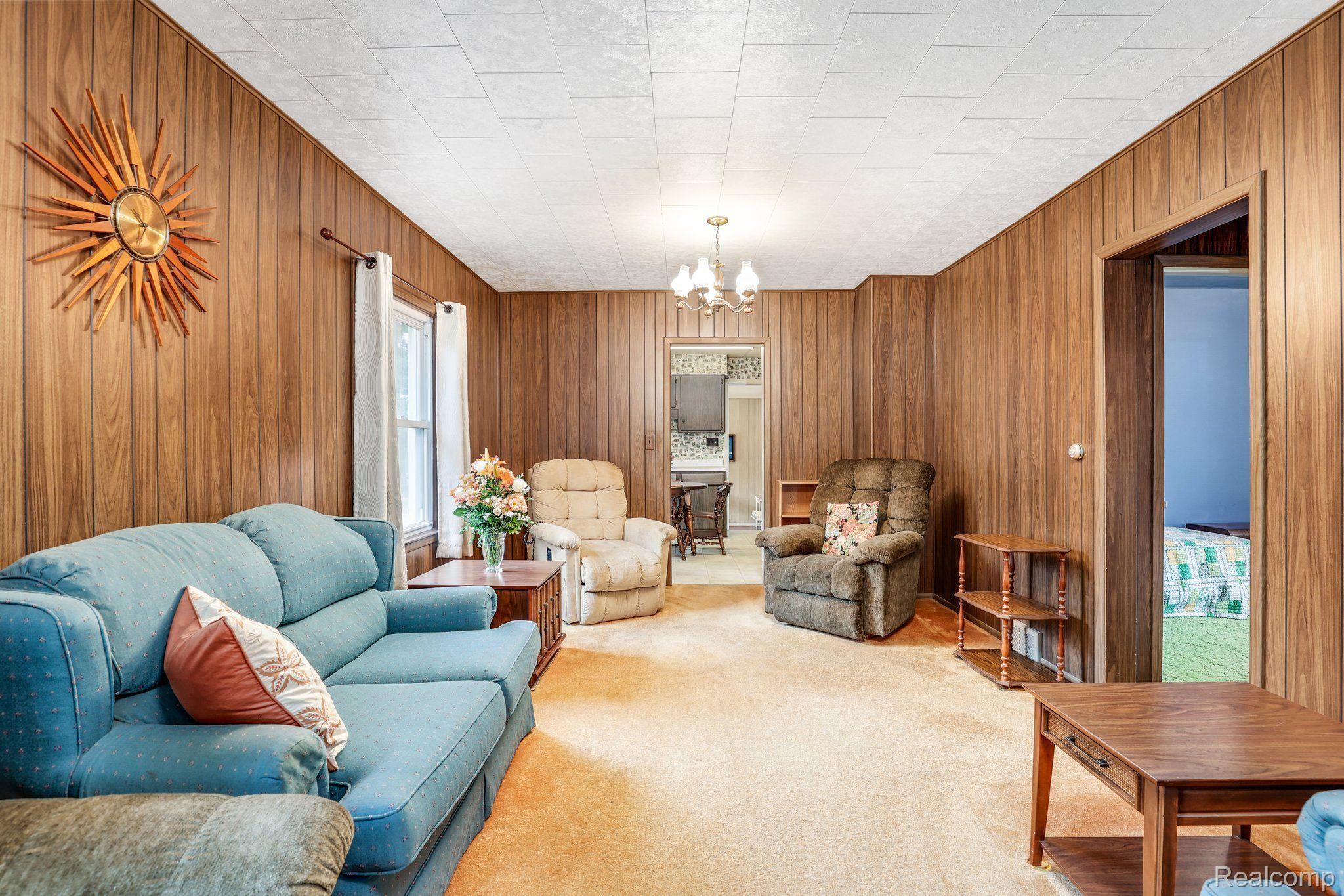 2658 Hawkins Road Jackson, MI 49201 - Photo 9 of 32 Gallery Image 9