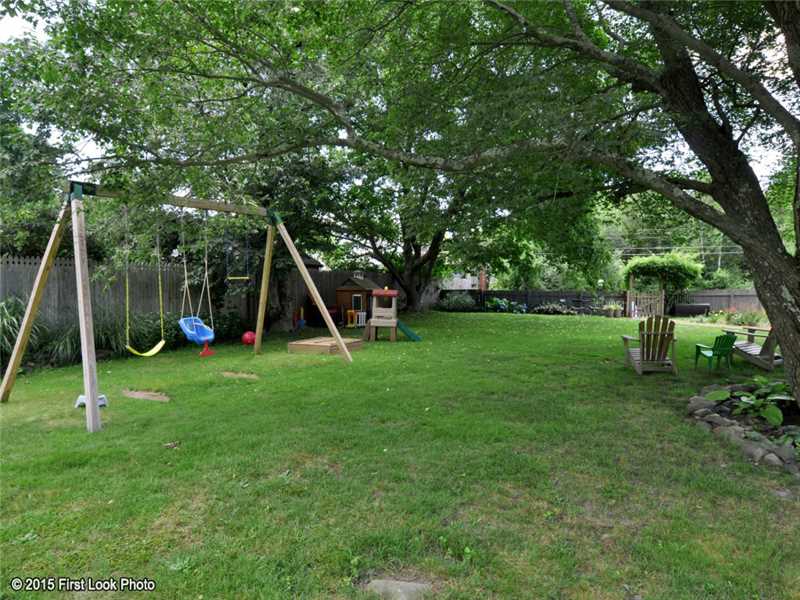 50 Sloop Street Jamestown, RI 02835 - Photo 22 of 25 Yard/Garden.