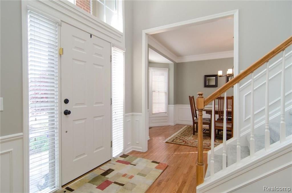 673 Enchantment Drive Rochester, MI 48307 - Photo 3 of 37