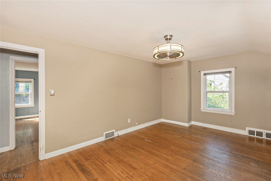 3511 Randolph Road Cleveland, OH 44121 - Photo 27 of 50