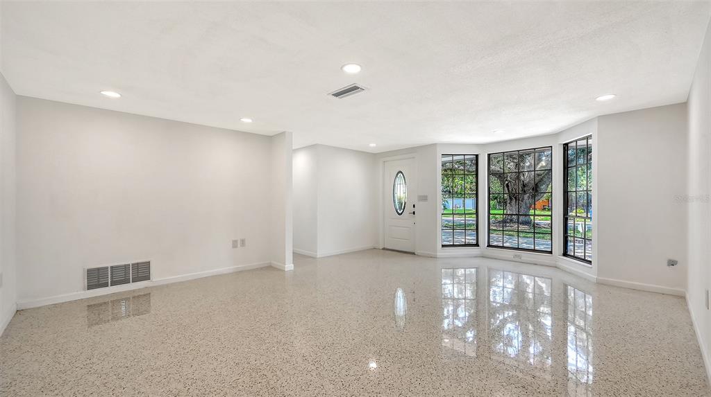 6711 South Lockwood Ridge Road Sarasota, FL 34231 - Photo 12 of 62 Gallery Image 12