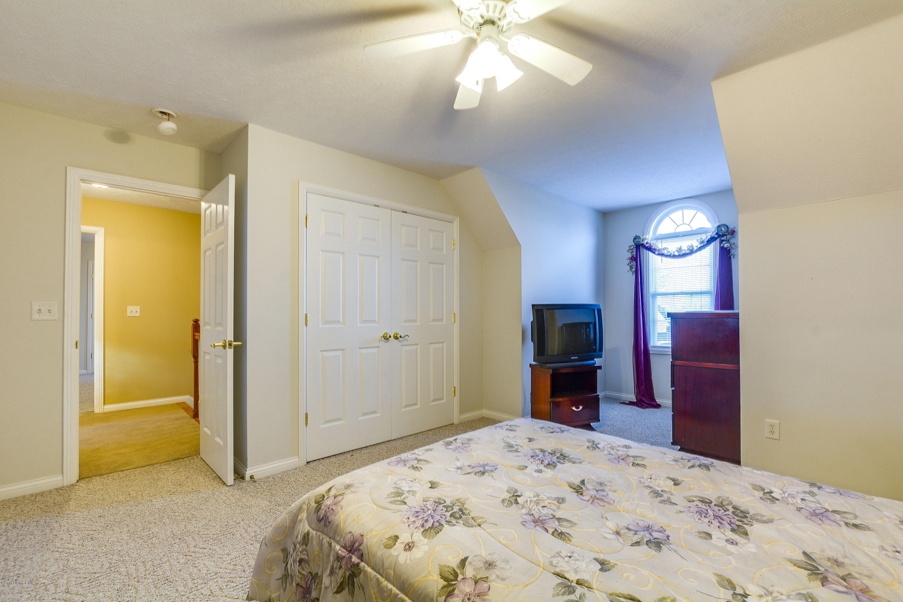 8705 Rambo Court Louisville, KY 40228 - Photo 39 of 50 8705_RamboCt_40228_4039