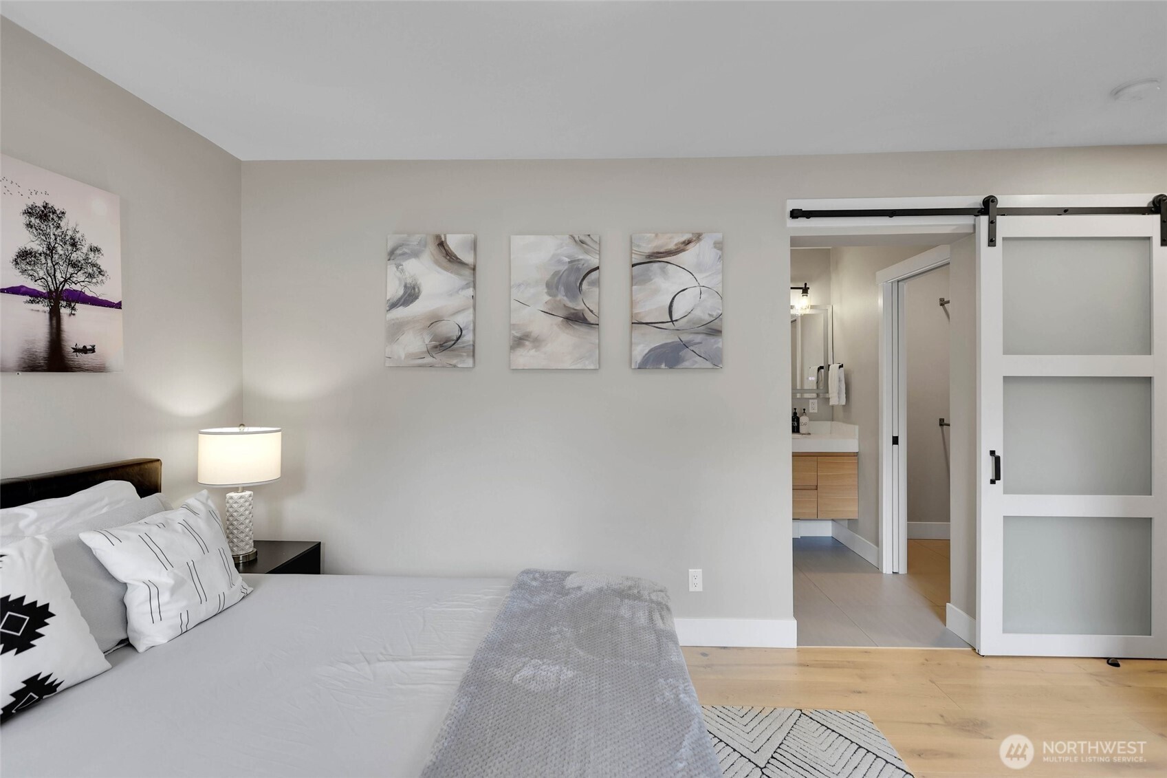 7901 16th Avenue Southwest Seattle, WA 98106 - Photo 12 of 36