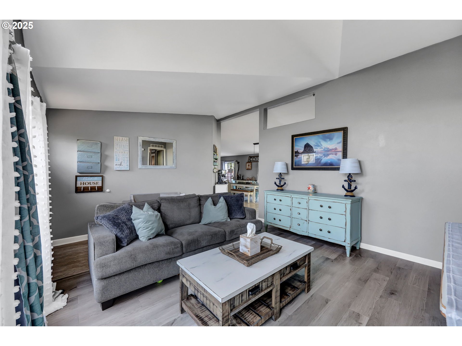 1320 T Street Springfield, OR 97477 - Photo 6 of 34 a living room with furniture and wooden floor