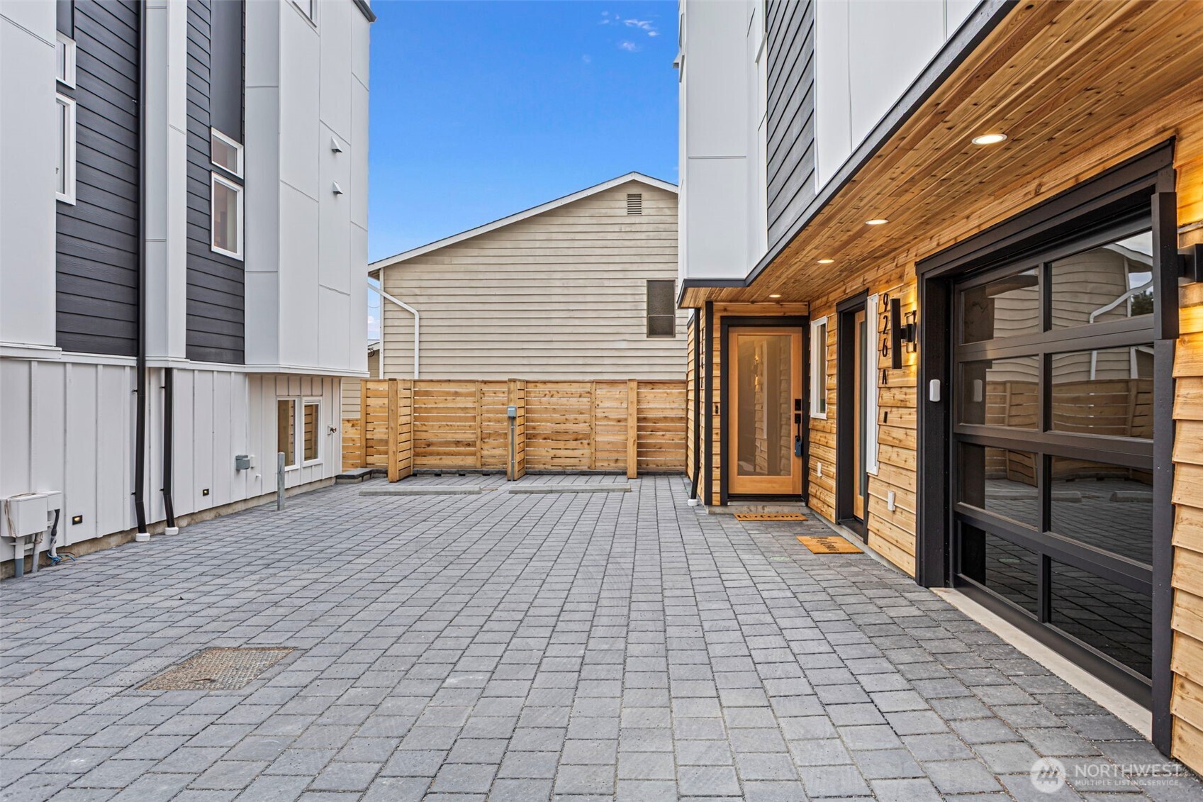 926 Northwest 57th Street, Unit B Seattle, WA 98107 - Photo 4 of 37