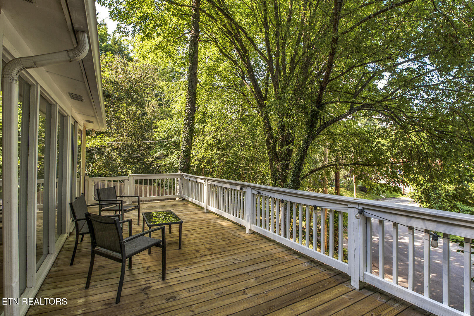 102 Oxford Road Oak Ridge, TN 37830 - Photo 6 of 59 06_OxfordRoad_102_FrontDeck03