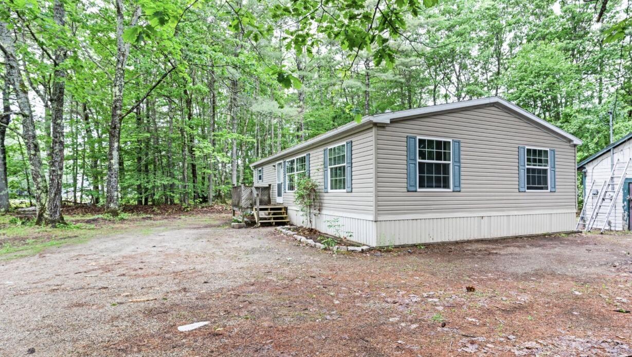 177 Yarmouth Road Gray, ME 04039 - Photo 23 of 29