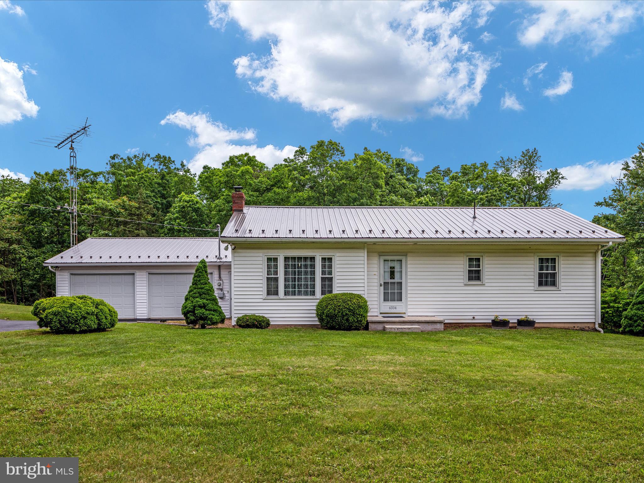 6334 Cherry Run Road Hedgesville, WV 25427 - Photo 2 of 31 6334 Cherry Run Rd Hedgesville WV