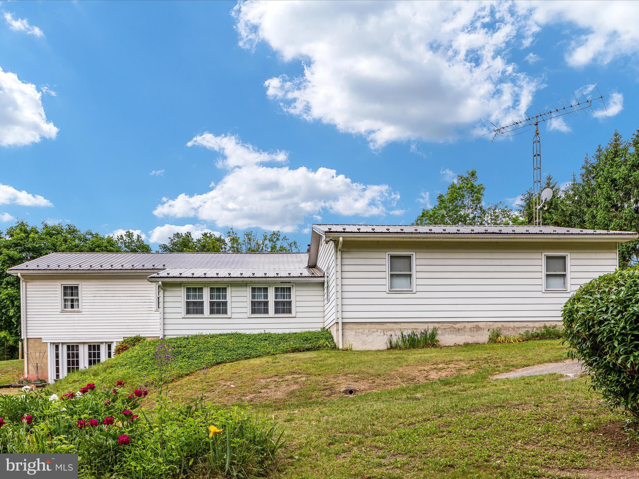 6334 Cherry Run Road Hedgesville, WV 25427 - Photo 26 of 31