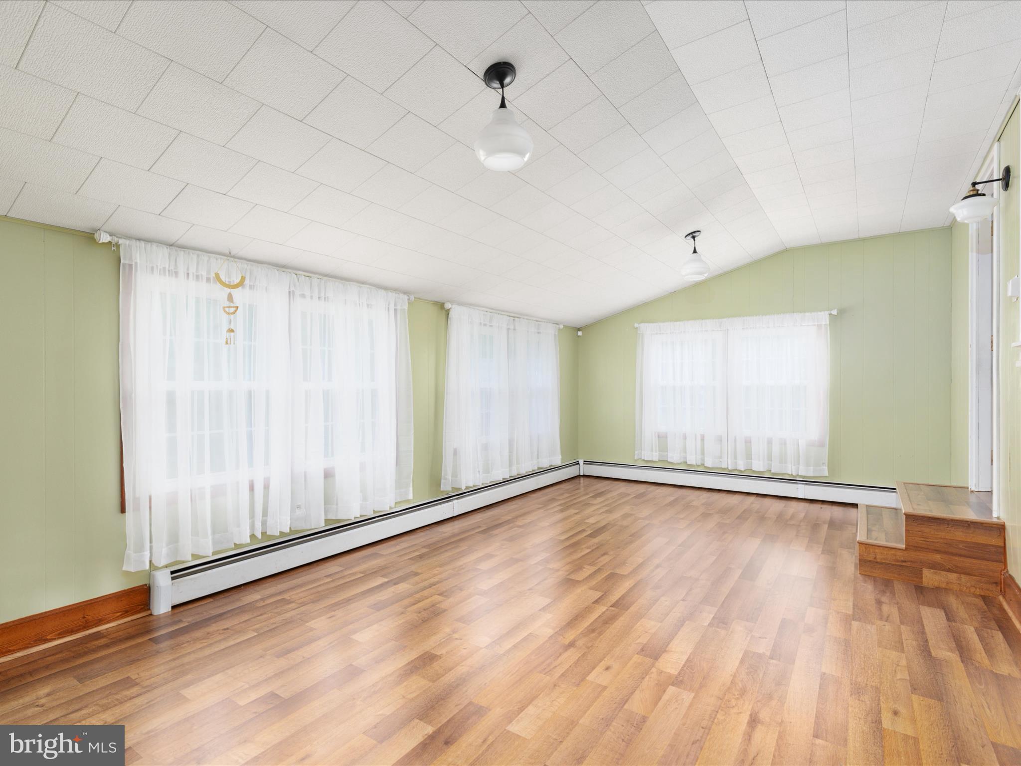 6334 Cherry Run Road Hedgesville, WV 25427 - Photo 3 of 31