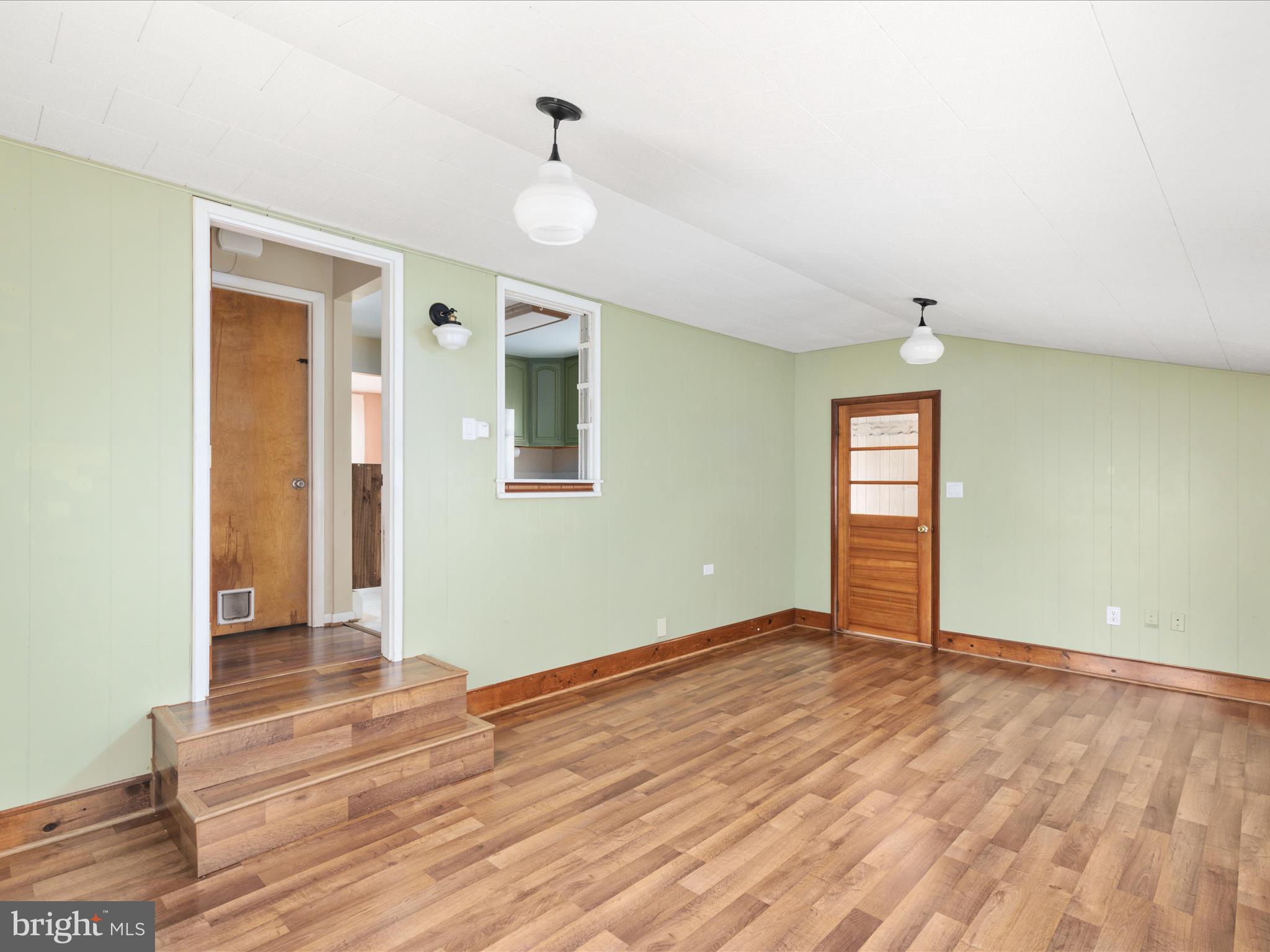 6334 Cherry Run Road Hedgesville, WV 25427 - Photo 4 of 31