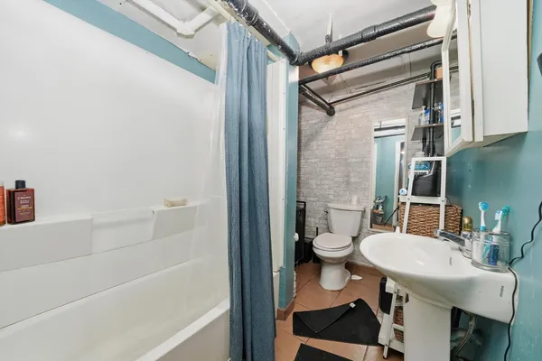 $1,950,999 | 3136 West Logan Boulevard, Chicago, IL 60647
