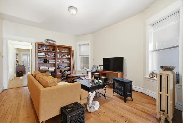 $1,950,999 | 3136 West Logan Boulevard, Chicago, IL 60647