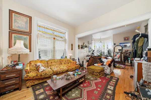 $1,950,999 | 3136 West Logan Boulevard, Chicago, IL 60647