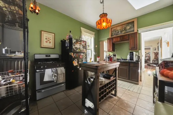 $1,950,999 | 3136 West Logan Boulevard, Chicago, IL 60647