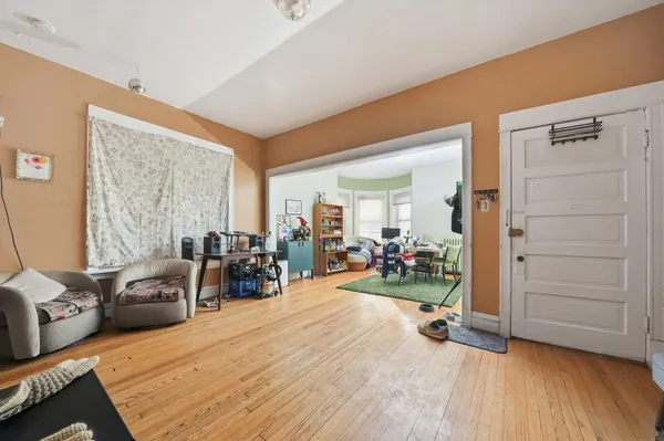 $1,950,999 | 3136 West Logan Boulevard, Chicago, IL 60647