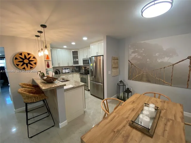 $2,500 | Kendale Lakes West, Miami, FL 33193