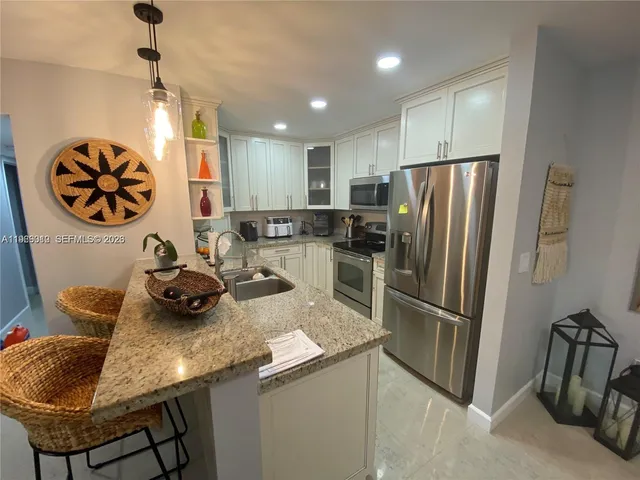 $2,500 | Kendale Lakes West, Miami, FL 33193