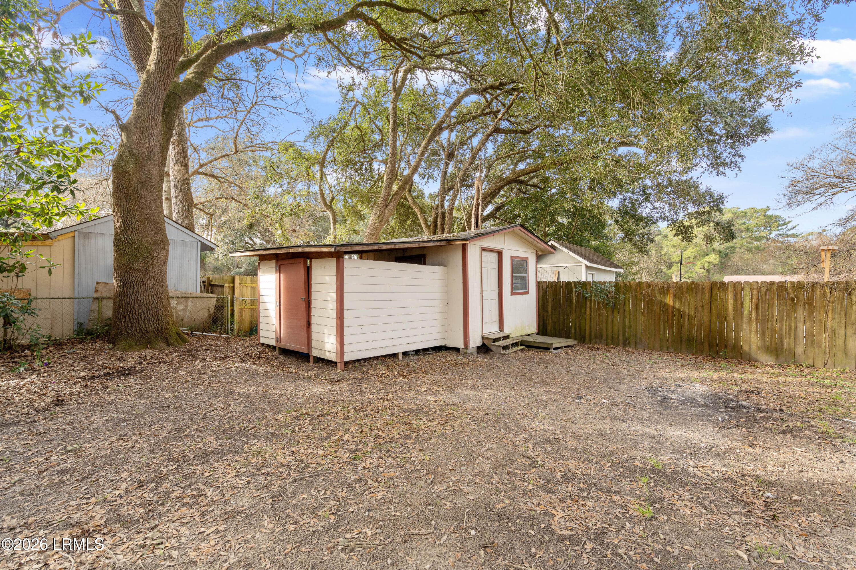 5618 Frederick Drive Beaufort, SC 29906 - Photo 11 of 35 5618 Fredrick-10