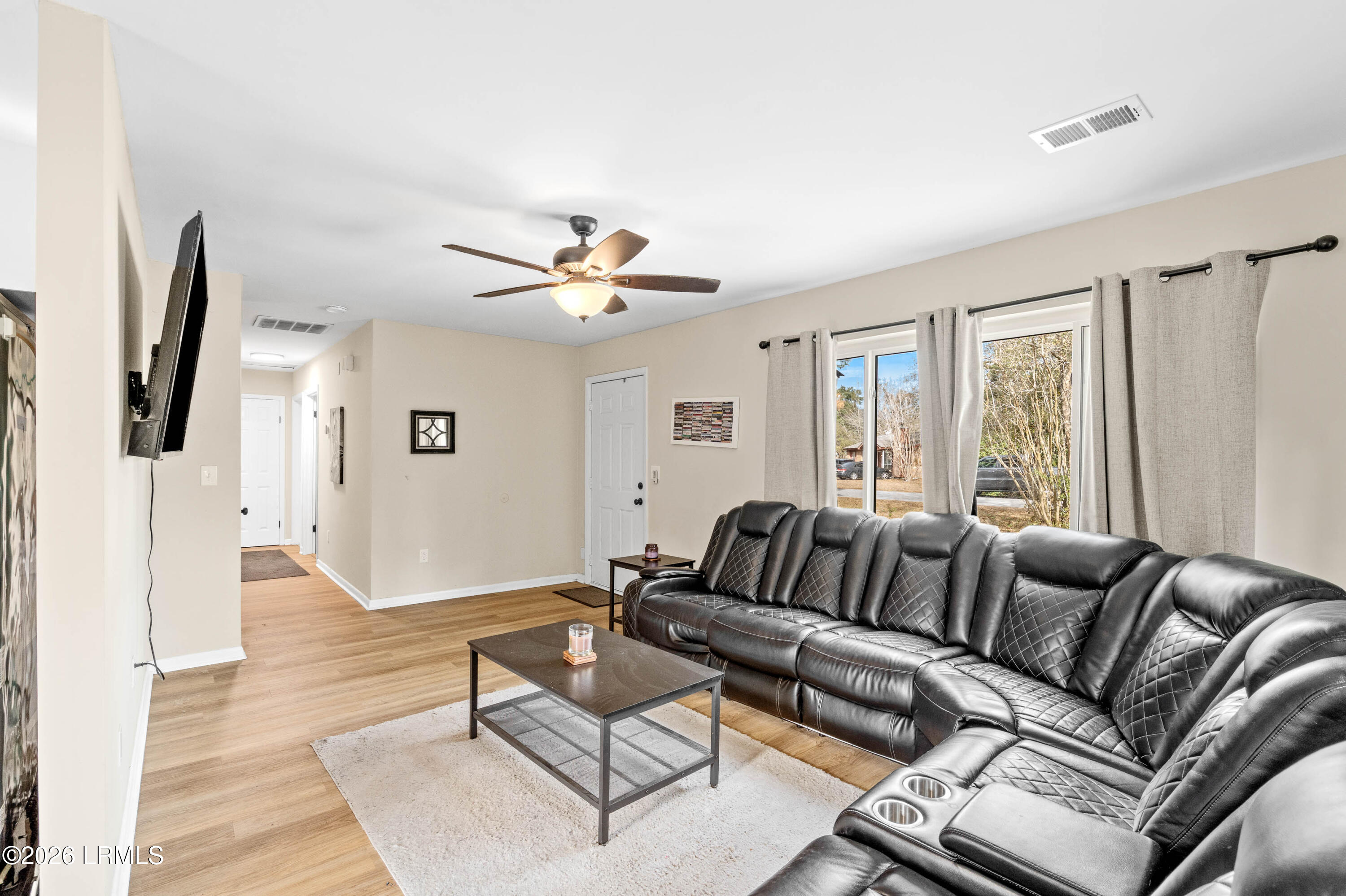 5618 Frederick Drive Beaufort, SC 29906 - Photo 14 of 35 5618 Fredrick-14