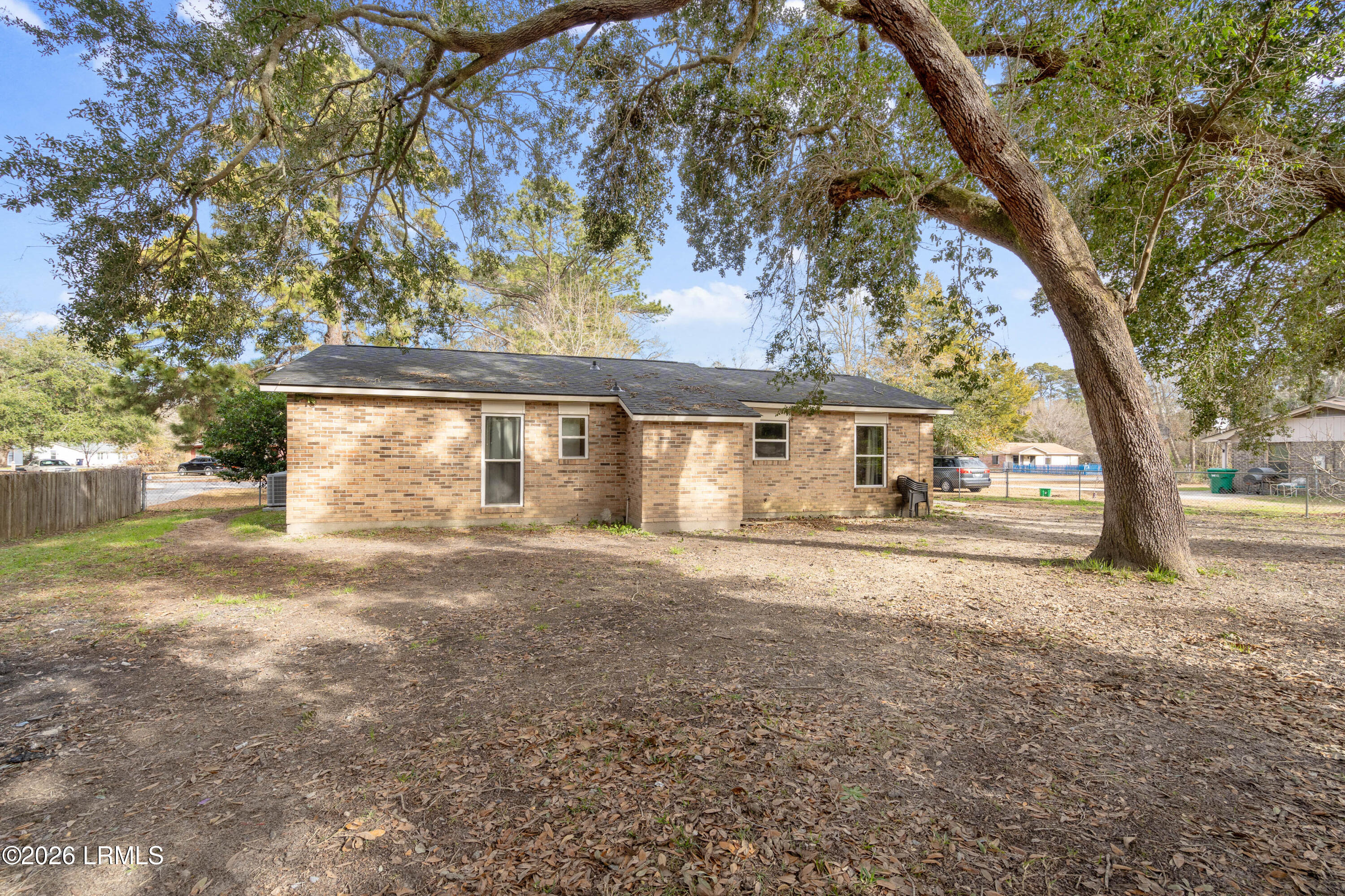 5618 Frederick Drive Beaufort, SC 29906 - Photo 9 of 35 5618 Fredrick-9