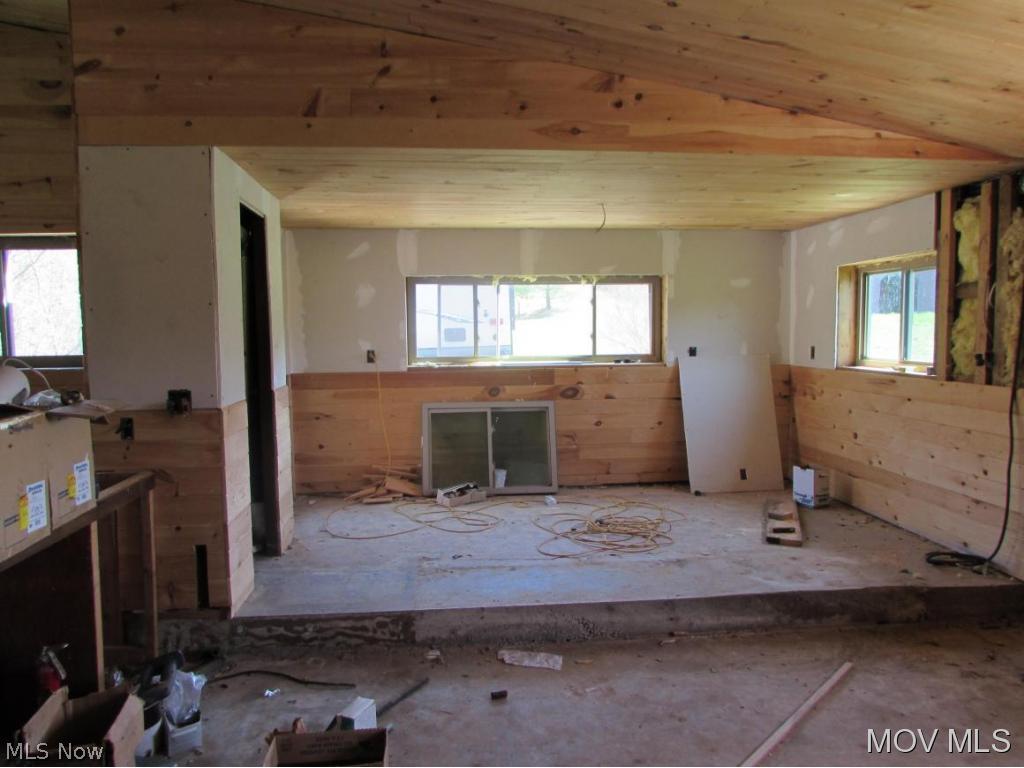 685 Stiers Road Waterford, OH 45786 - Photo 14 of 14 Small Sitting Area