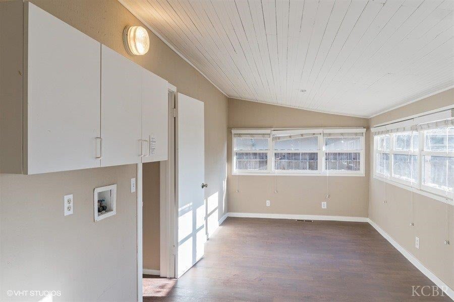 743 F Street Reedley, CA 93654 - Photo 7 of 10 Gallery Image 7
