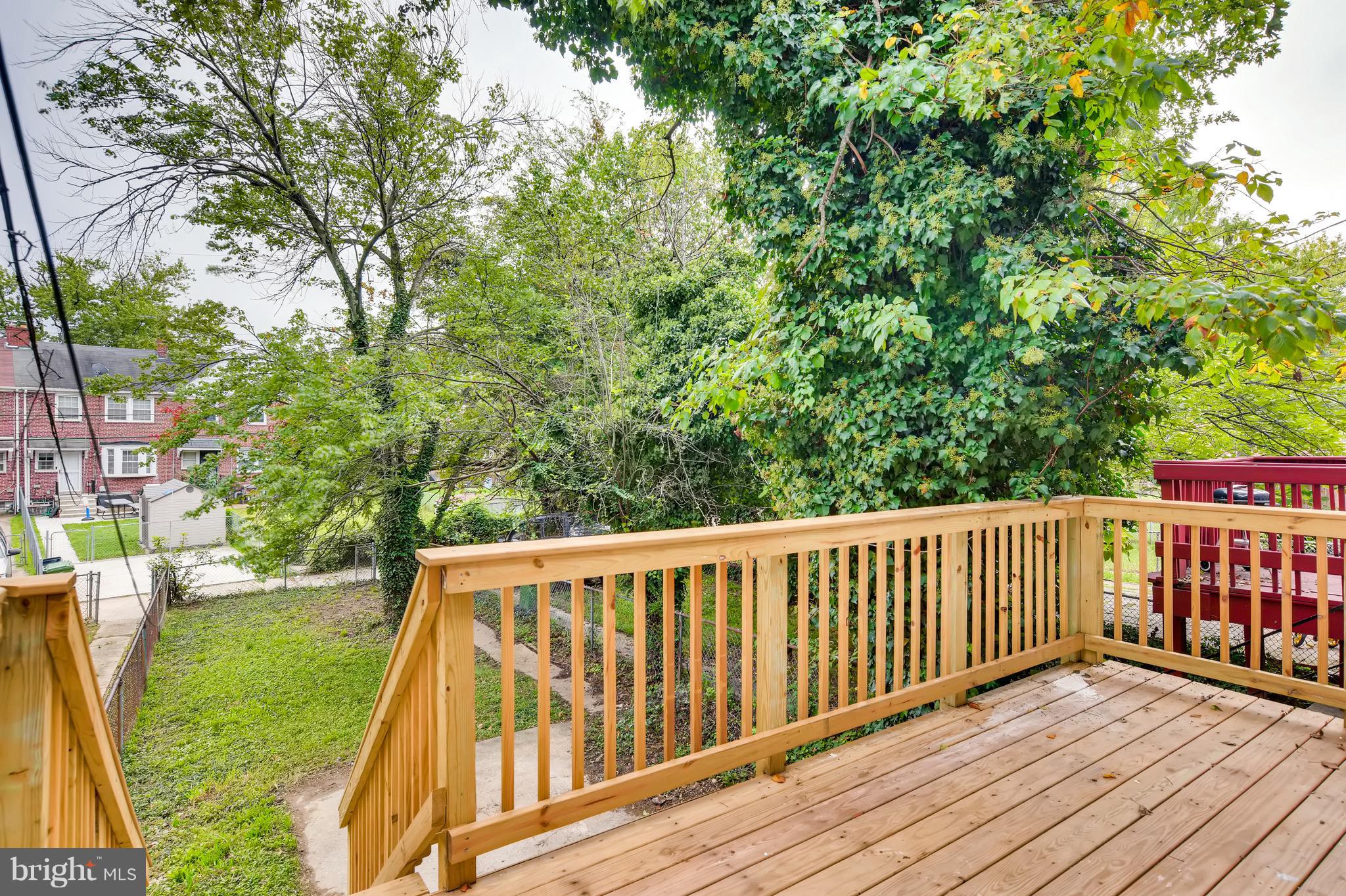 1315 Silverthorne Road Baltimore, MD 21239 - Photo 25 of 28 a view of wooden deck