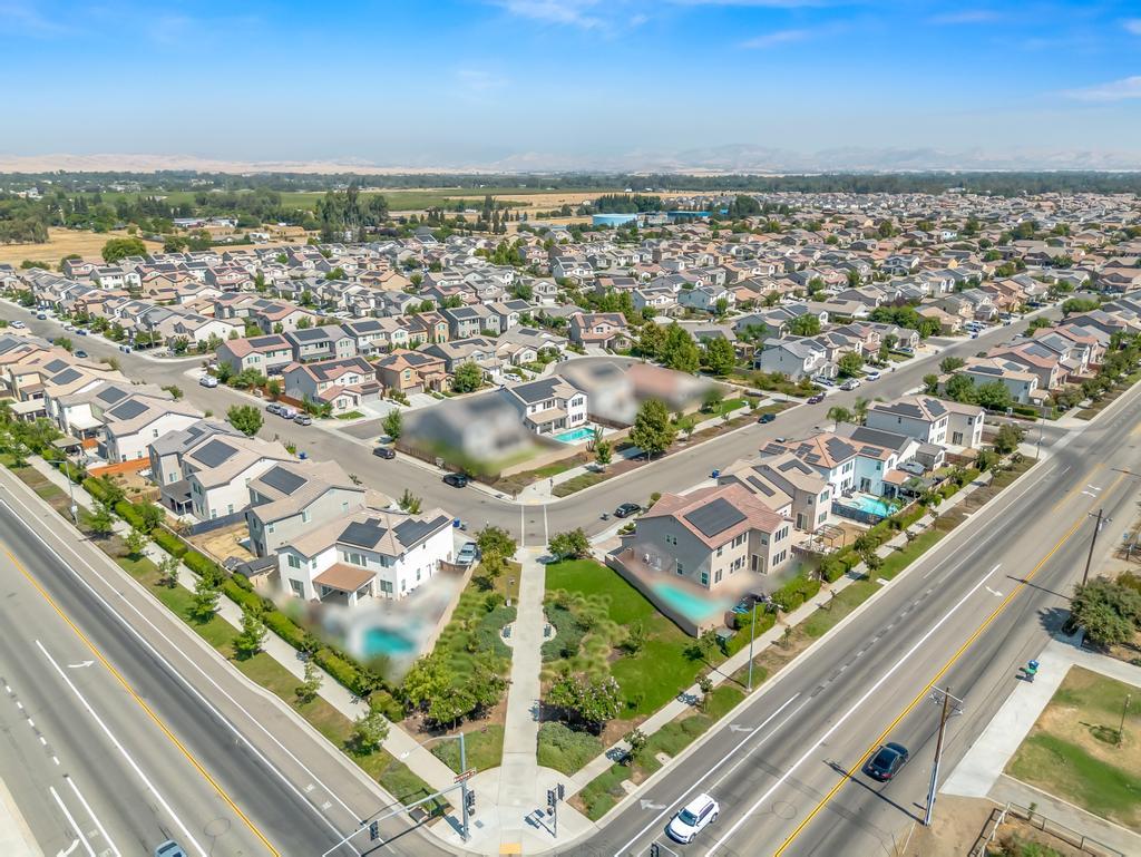 3438 Lincoln Avenue Clovis, CA 93619 - Photo 52 of 52 an aerial view of a city