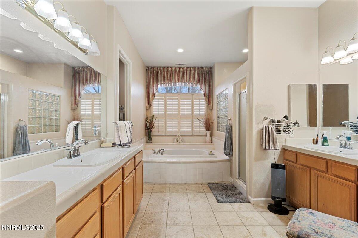 1556 Diamond Country Drive Reno, NV 89521 - Photo 8 of 29 27-1556 Diamond Country Reno NV 89521 (2