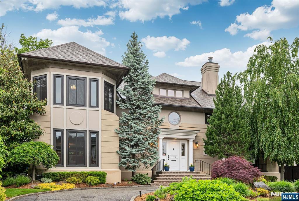 1115 Buckingham Road Fort Lee, NJ 07024 - Photo 1 of 49