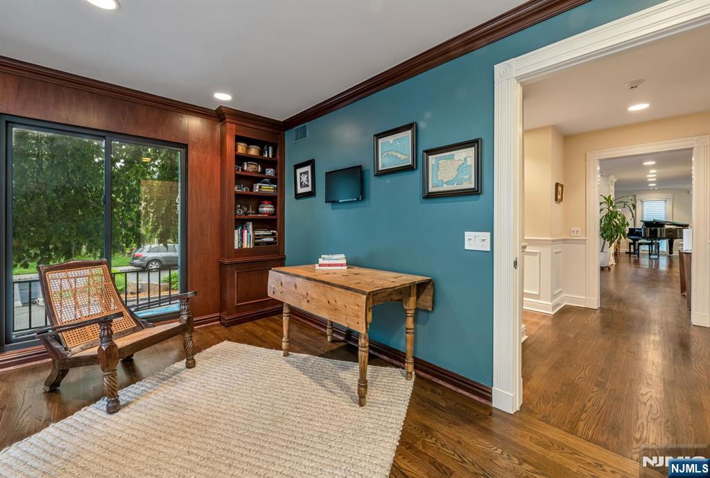 1115 Buckingham Road Fort Lee, NJ 07024 - Photo 26 of 49