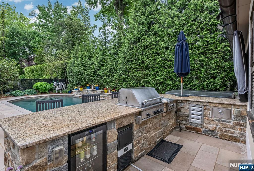 1115 Buckingham Road Fort Lee, NJ 07024 - Photo 37 of 49