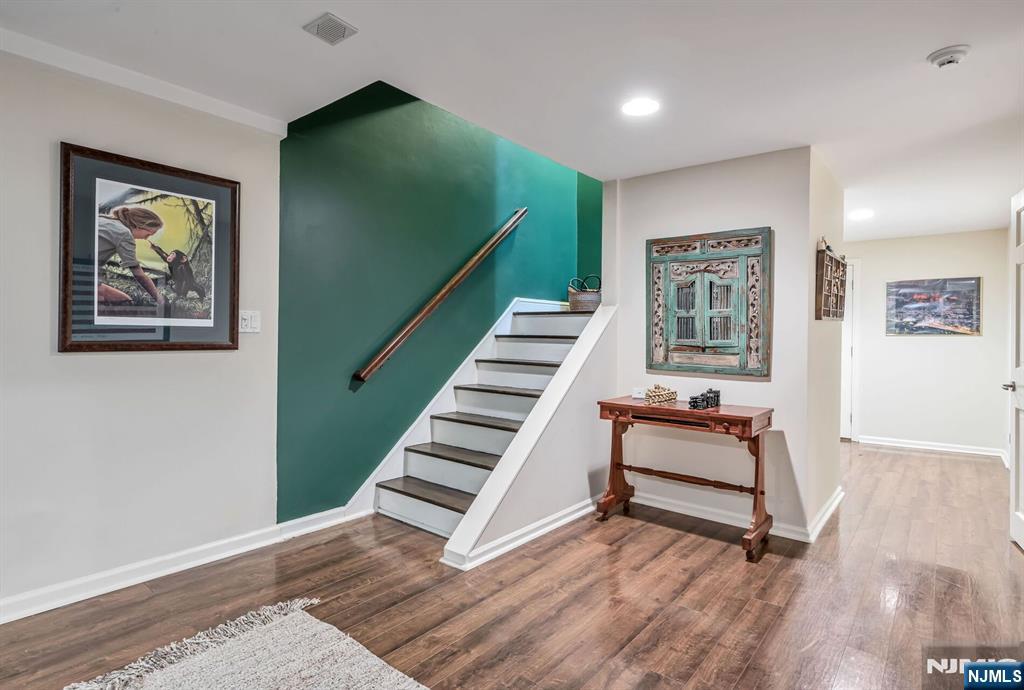 1115 Buckingham Road Fort Lee, NJ 07024 - Photo 47 of 49