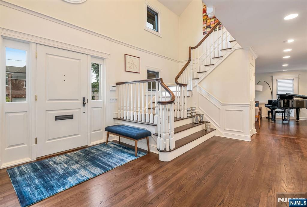 1115 Buckingham Road Fort Lee, NJ 07024 - Photo 7 of 49