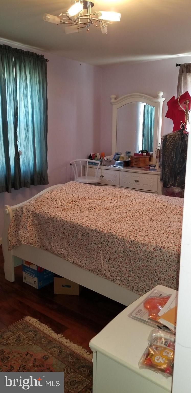 654 Rennard Street Philadelphia, PA 19116 - Photo 19 of 23 Gallery Image 19