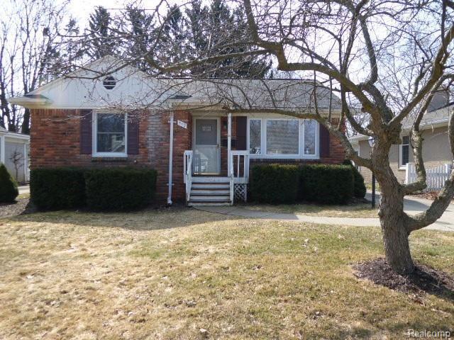 312 Northwood Avenue Rochester, MI 48307 - Photo 1 of 13
